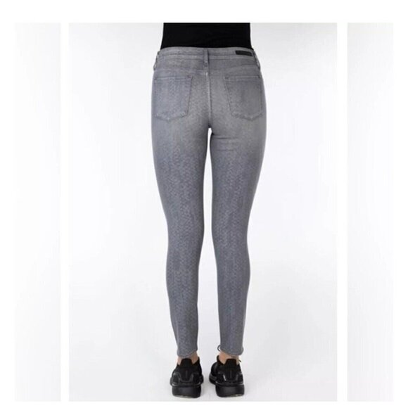 Articles of Society Women’s Gray Jeans Size 26  Bridgeport Ankle Skinny - Picture 2 of 9
